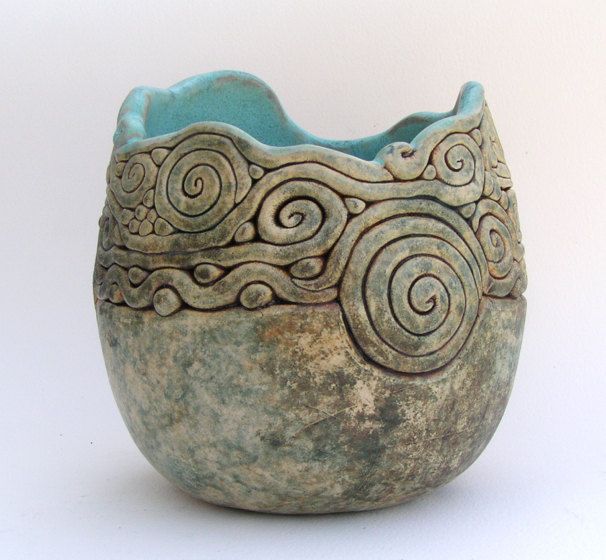 Pattern coiling patterned coiled vessel